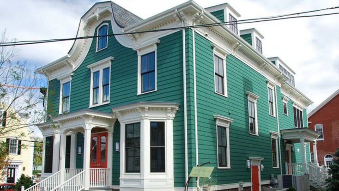 11 Market St Apartments